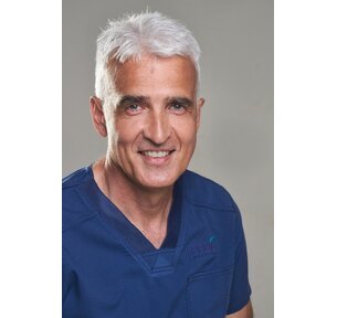 Prof. dr Rade Kosanović, MD